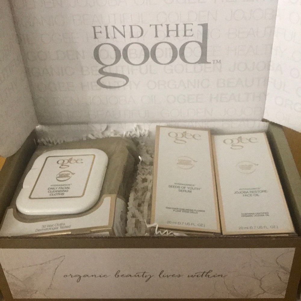 Ogee organic skincare set
